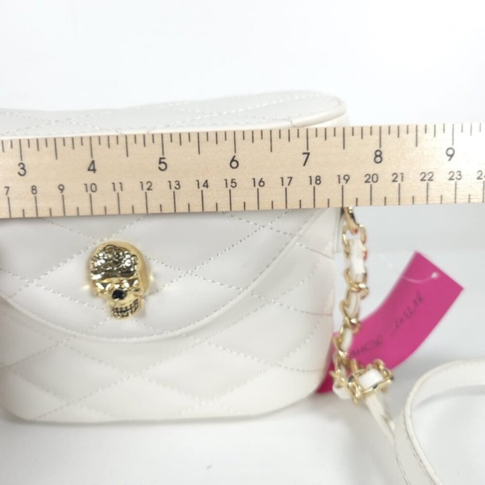 NWT BETSEY JOHNSON XOVIOLA WHITE Skull Faux Leather Quilted Geometric Crossbody - Picture 10 of 16